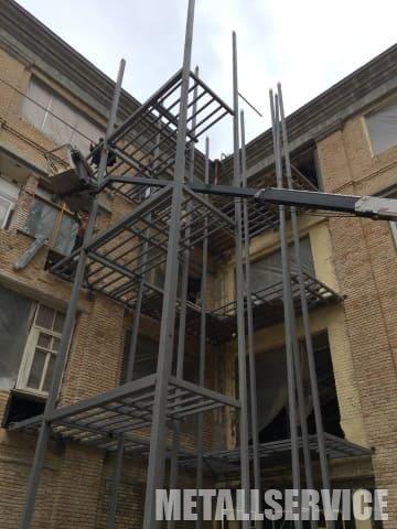 Изготовление лестниц из металла в Киеве