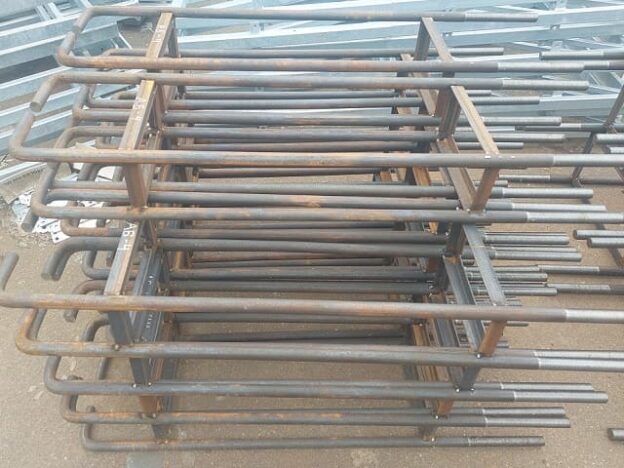 Закладной болт