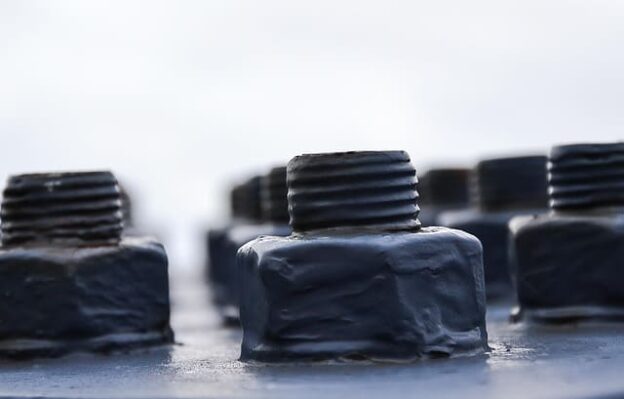 Установка фундаментных болтов